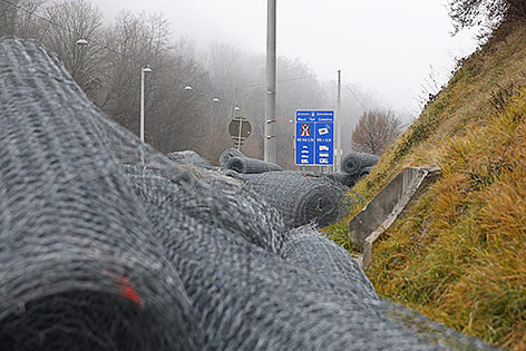Zaunrollen an der österreichisch-slowenischen Grenze