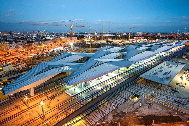 © ORF.at/Christian Öser Luftansicht des Wiener Hauptbahnhofs in der Abenddämmerung