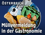 Mistkübel mit Lebensmitteln