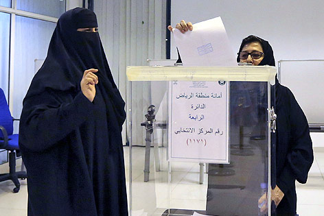 © AP/Aya Batrawy Wählerinnen in Saudi-Arabien