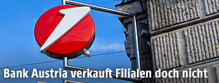 Logo der Bank Austria an einer Hausfassade