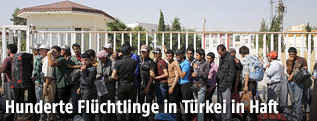Syrische Fl&uuml;chtlinge an der t&uuml;rkisch-syrischen Grenze Akcakale
