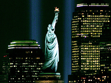 © Reuters/Ray Stubblebine Die Freiheitsstatue bei Nacht