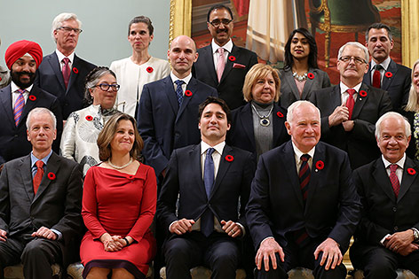 © Reuters/Chris Wattie Kanadas Premier Justin Trudeau und sein Kabinett