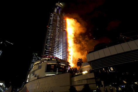 © Reuters/Ahmed Jadallah Feuer in Hotel in Dubai