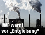 Rauchende Fabrikschlote
