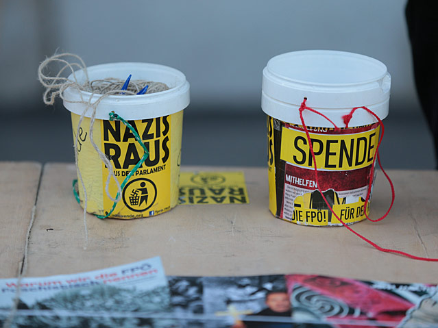 Spendenbecher