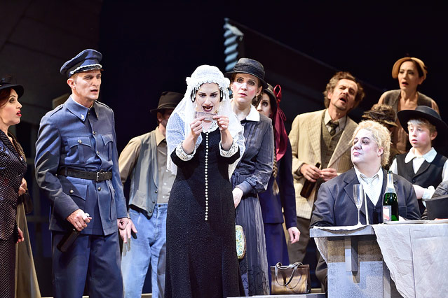 © Patrick Pfeiffer Szene aus der Oper McTeague - Gier nach Gold