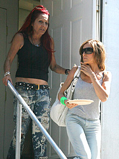 © Corbis/Retna Ltd./Jim McKenzie Patricia Field und Sarah Jessica Parker am Filmset von "Sex and the City"