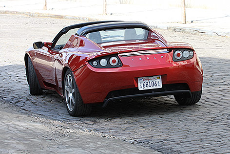 © AP/Craig Ruttle Tesla Roadster