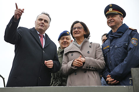 © APA/Erwin Scheriau Innenministerin Johanna Mikl-Leitner (ÖVP) und Verteidigungsminister Hans Peter Doskozil (SPÖ)