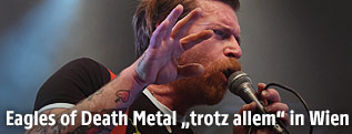 Sänger Jesse "The Devil" Hughes von der US-amerikanischen Band "Eagle of Death Metal"