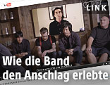 Bandmiglieder der Rockband Eagles of Death Metal im Interview
