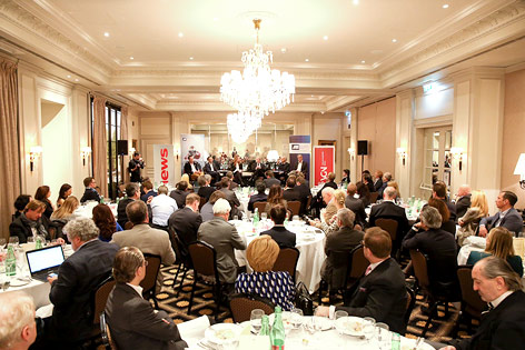 © IAA Podiumsdiskussion