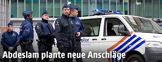 Polizei vor dem Hauptquartier in Brüssel