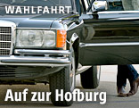 Hanno Settele blickt aus dem Mercedes