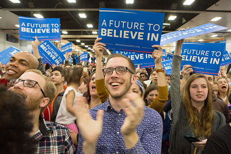 © APA/AFP/Getty Images/Charles Ledford/ Beigeisterte Sanders Fans