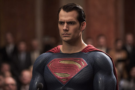 © Warner Bros./Clay Enos Filmszene aus Batman v Superman