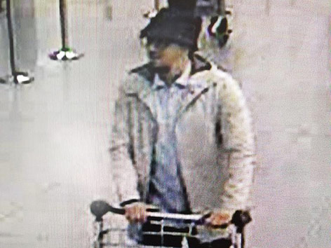 © APA/AP/Belgian Federal Police Fahndungsbild eines mutmaßlichen Attentäters