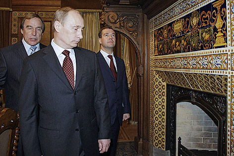 Sergei Roldugin, Vladimir Putin und Dmitry Medvedev, 2009