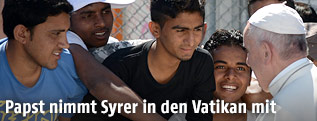 Papsbesuch im Flüchtlingscamp von Lesbos