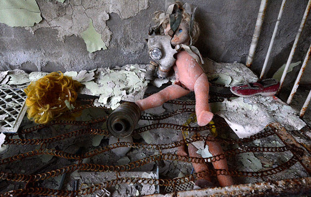 © APA/Helmut Fohringer Zurückgelassenes Spielzeug in der Ukraine