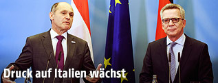 Der &ouml;sterreichische Innenminister Wolfgang Sobotka und der deutsche Innenminister Thomas de Maiziere
