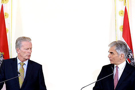 © APA/Roland Schlager Reinhold Mitterlehner und Werner Faymann