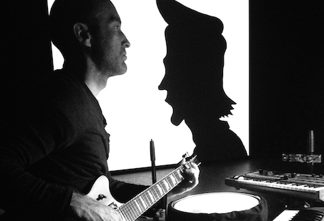 © Festwochen / JM BESENVAL Szenenbild aus der Performance "Dark Circus"