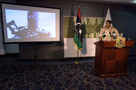 © APA/AFP/Abdullah Doma Sprecher der Libyschen Opposition hält eine Pressekonferenz