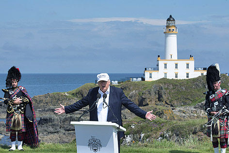 © APA/AFP/Oli Scarff Donald Trump in Schottland