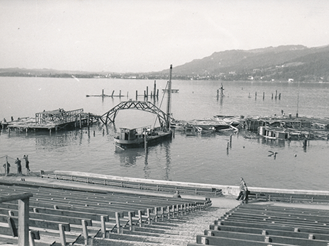 © Stadtarchiv Bregenz Bühne zerstört