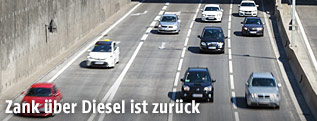 Autos auf Autobahn