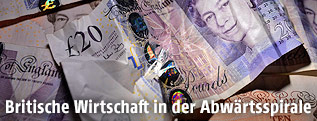Zerknitterter britischer 20-Pfund-Schein