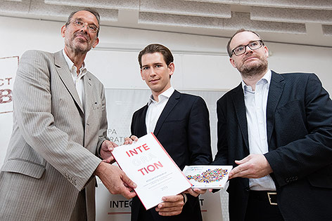 © APA/Georg Hochmuth Heinz Fassmann, Sebastian Kurz und Stephan Marik-Lebeck