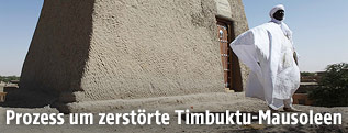 Mann von Mausoleum in Timbuktu