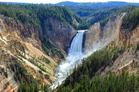 © Getty Images Yellowstone Falls (USA)