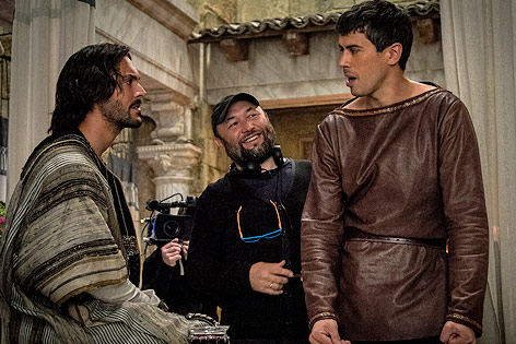 © Paramount Pictures and Metro-Goldwyn-Mayer Pictures Inc. Die Schauspieler Jack Huston und Toby Kebbell mit Regisseur Timur Bekmambetov