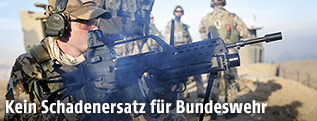 Deutscher Soldat mit einem G36-Sturmgewehr
