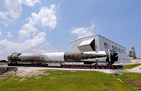 © Reuters/Joe Skipper Archivbild der Falcon-9-Rakete