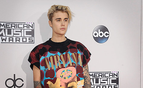 © picturedesk.com/Everett Collection/Elizabeth Goodenough Justin Bieber in einem Nirvana T-Shirt
