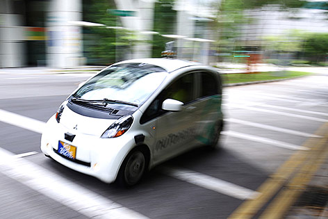 © APA/AP/Yong Teck Lim Selbstfahrendes Taxi in Singapur