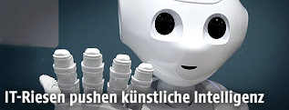 Ein humanoider Roboter
