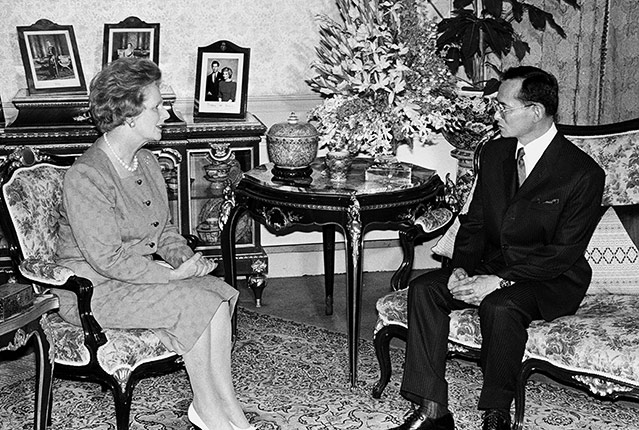 © Reuters Margaret Thatcher und König Bhumibol