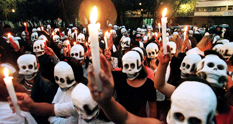 © Reuters/Heriberto Rodriguez Prostituierte in Mexiko am Dia de Muertos, 1997