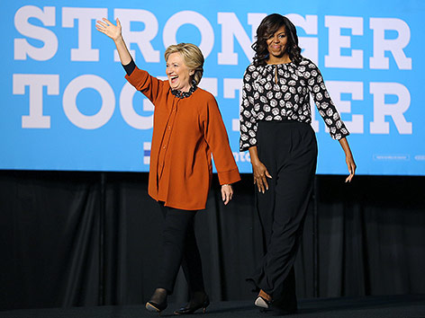 Hillary Clinton und Michelle Obama