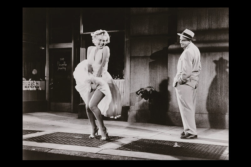 Marilyn Monroe und Tom Ewell in Das verflixte siebente Jahr