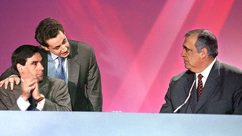 © Reuters/Philippe Wojazer leaders Francois Fillon, Nicolas Sarkozy und Philippe Seguin