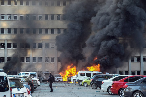 © APA/AP Explosion in Adana