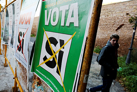 © Reuters/Tony Gentile Plakate werben für das Referendum
